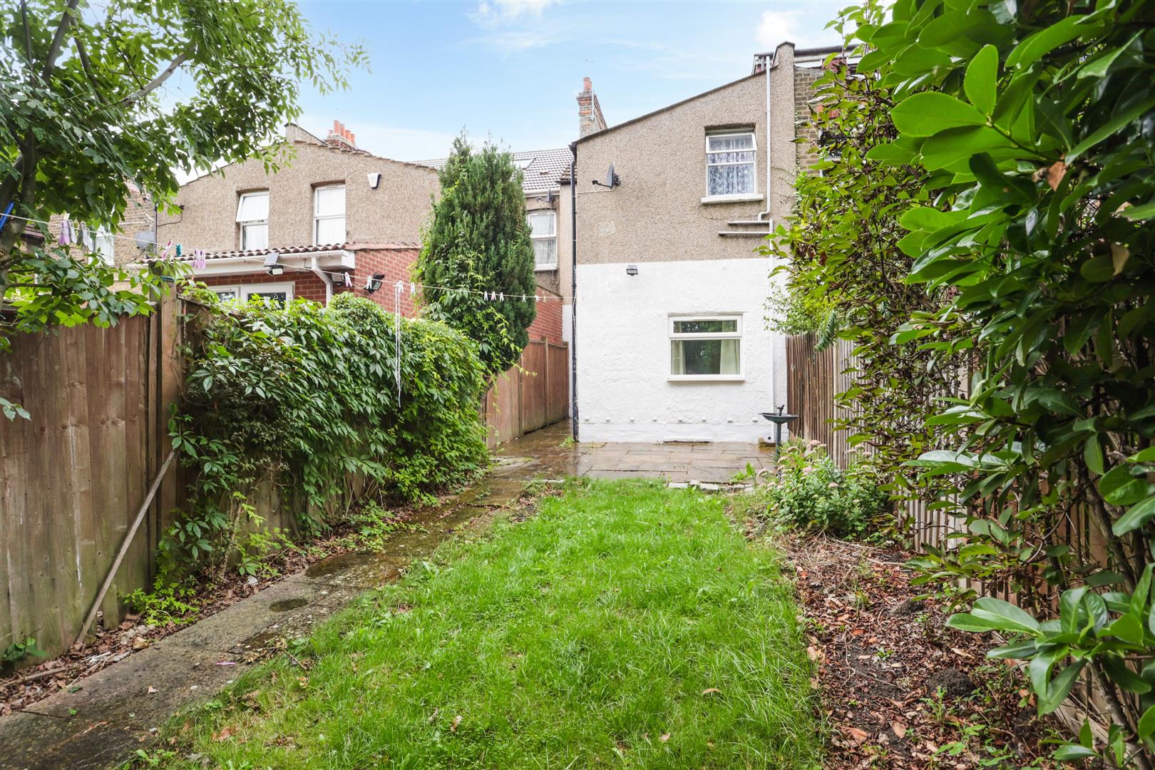 Greenford Avenue, Hanwell Sargeants London